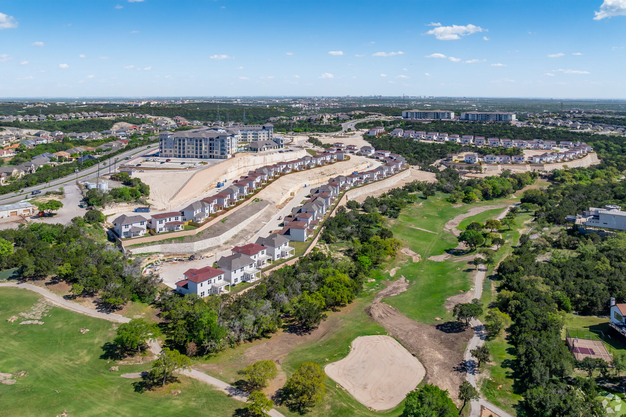 vue-at-sonoma-verde-san-antonio-tx-building-photo (1)